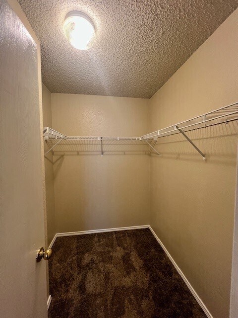 Building Photo - BURLESON 3/2/1 HOME