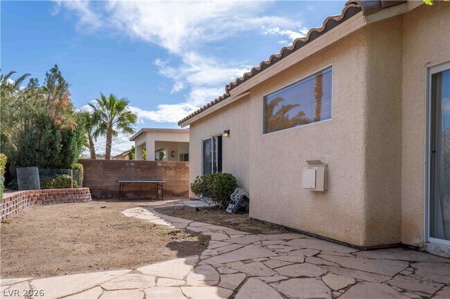 Building Photo - 10530 Santerno St