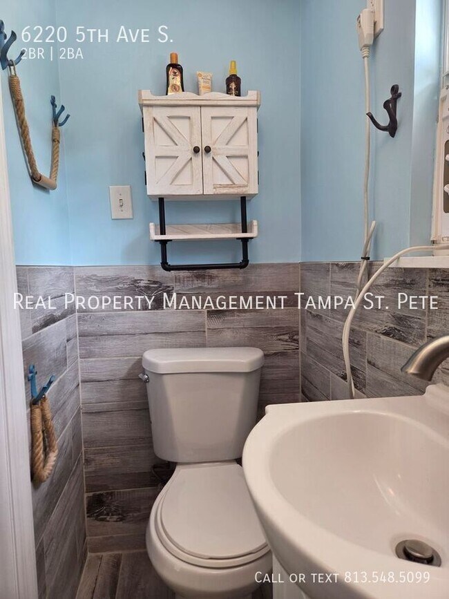 Building Photo - 6220 5th Ave S