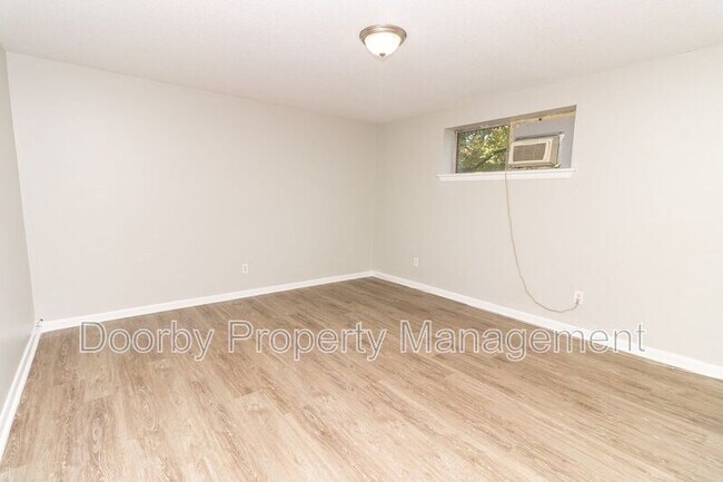 Building Photo - 3003 Addison Rd