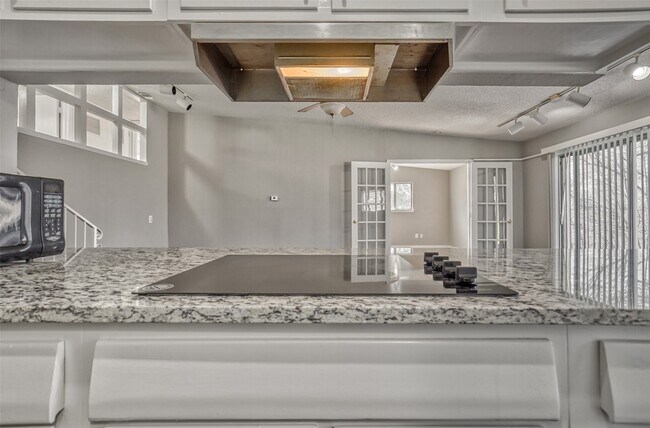 Building Photo - 4124 Micki Lynn Ave