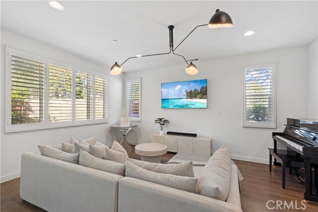 Building Photo - 23201 W Canterbury Way