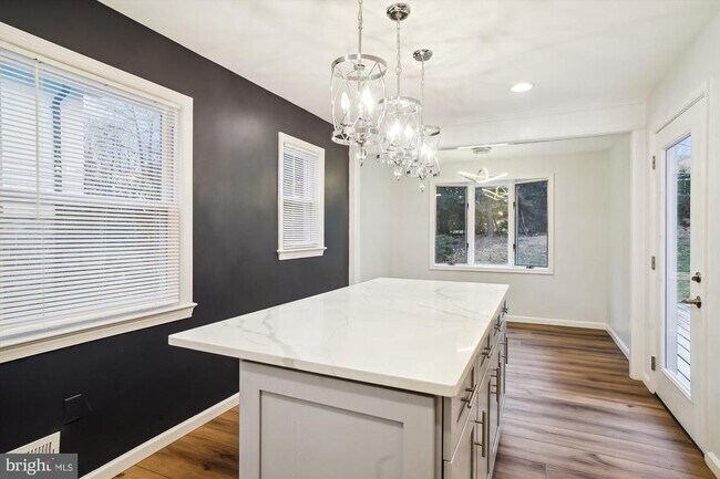 Building Photo - 11808 Coldstream Dr