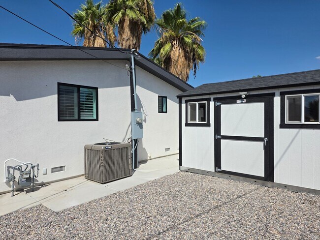 Building Photo - Beautifully remodeled 3 bed/2 bath Manufac...