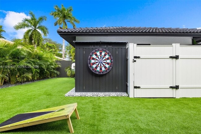 Building Photo - 10366 NW 15th St