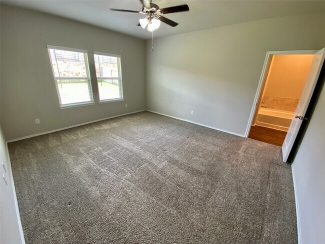 Building Photo - 13832 Rock Island Trl