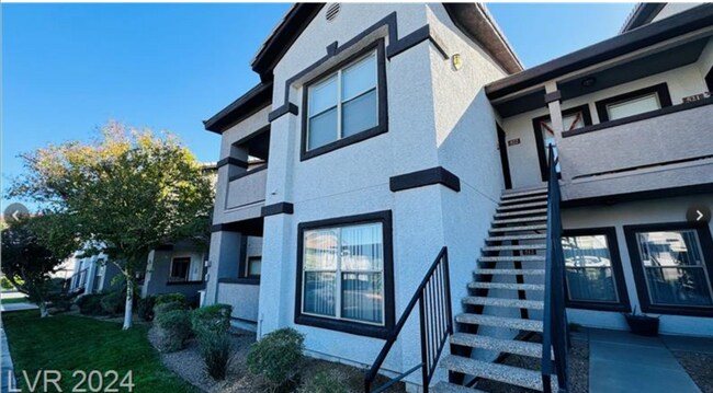 Building Photo - 45 Maleena Mesa St