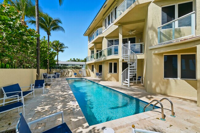 Building Photo - 4535 Coquina Rd