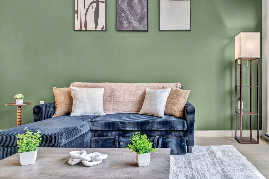 Building Photo - 2189 Cornell Rd