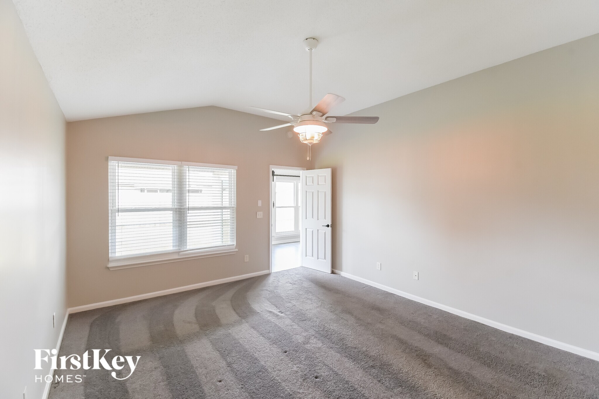 Building Photo - 1845 Northglen Cir