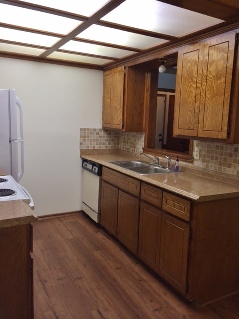 Building Photo - 2108 Meench Dr