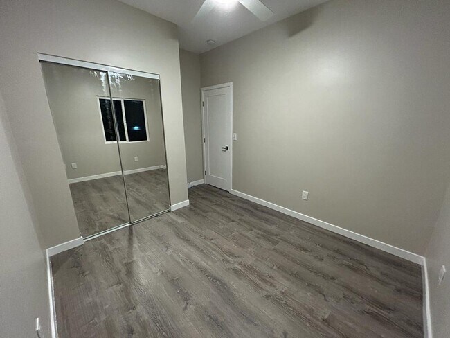 Building Photo - 6323 Mesita Dr