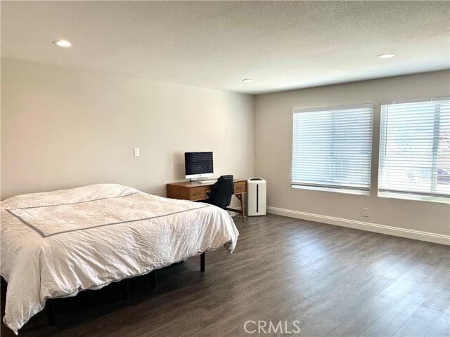 Building Photo - 4804 Linaro Dr