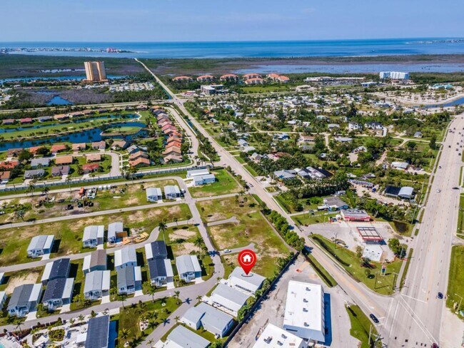 Building Photo - 11596 Palm Dr