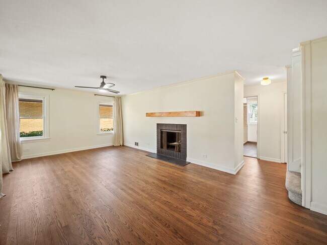 Building Photo - 361 Bryant Ave