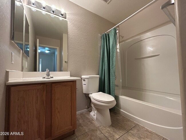 Building Photo - 16152 W Calavar Rd