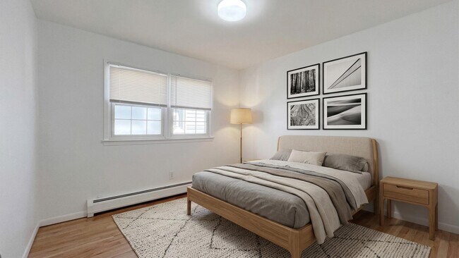 Building Photo - 421 Manila Ave