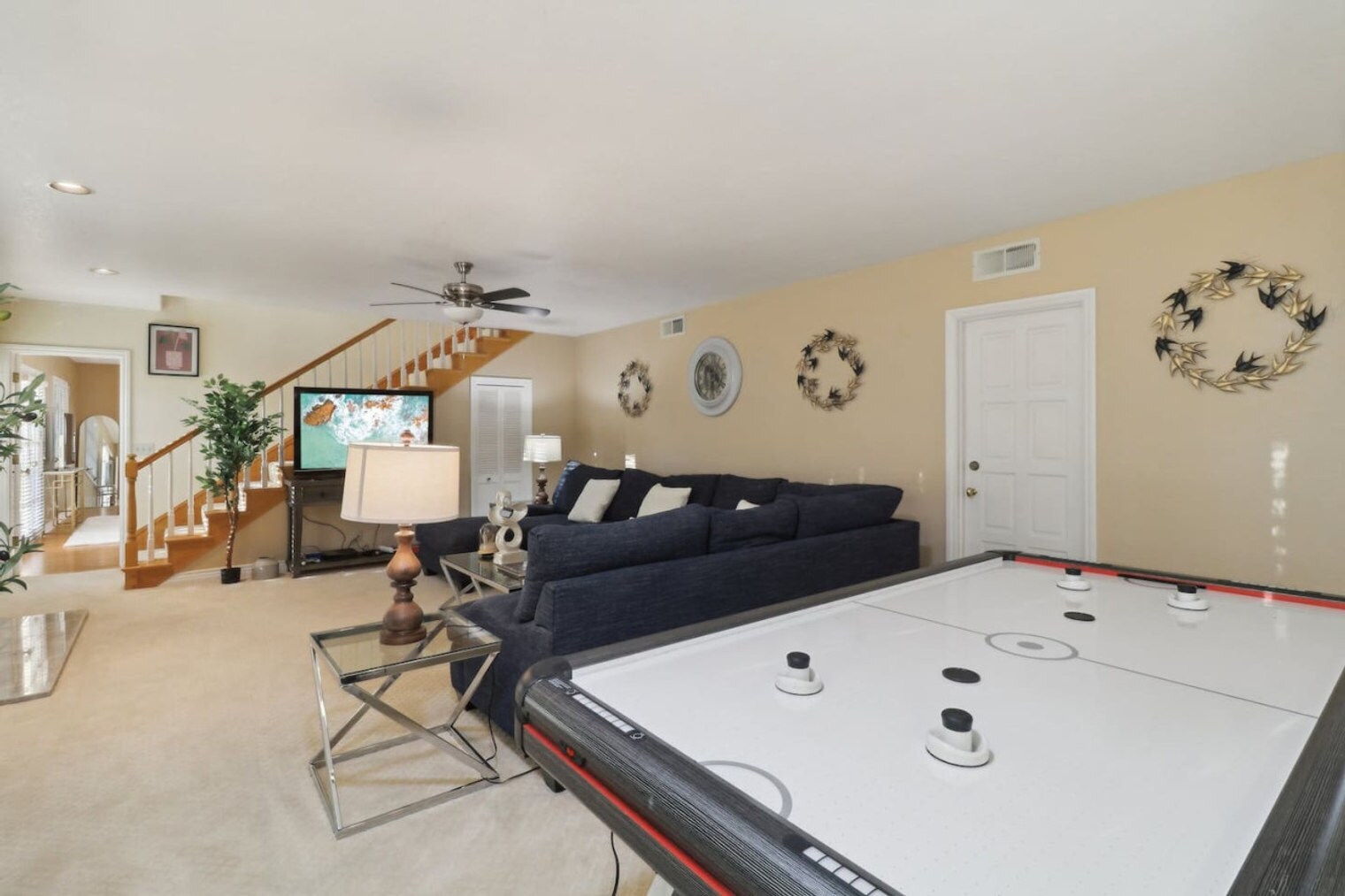 Building Photo - 2908 Lakemont Dr