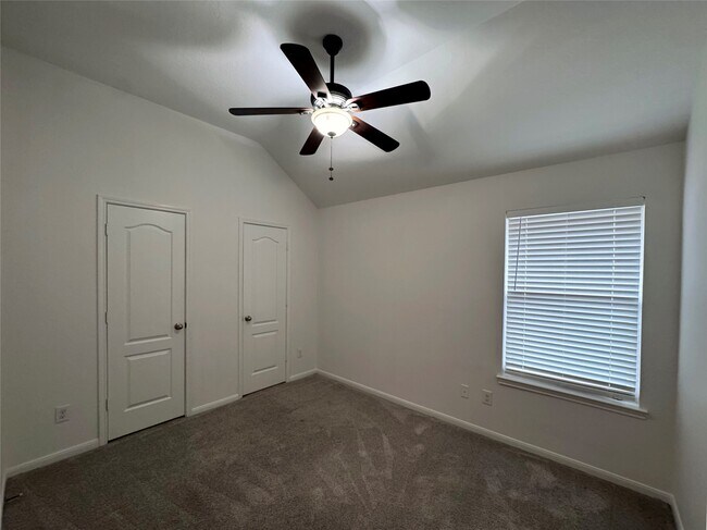 Building Photo - 9023 Kinnel Ln