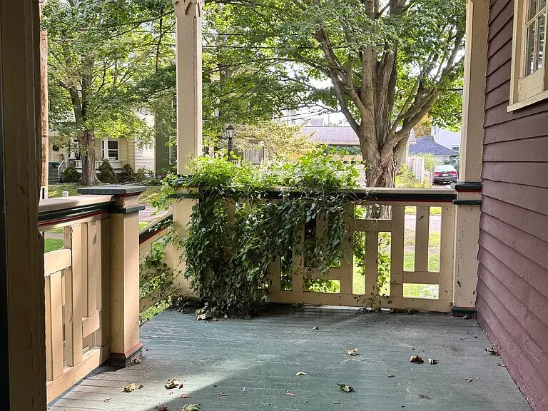 Front Porch - 502 W Michigan Ave