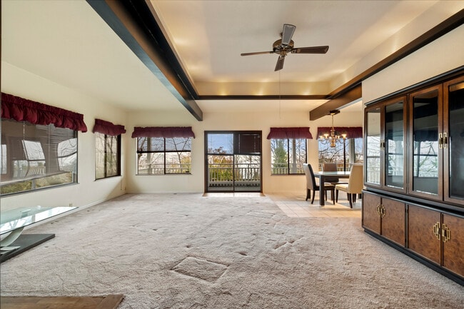 Building Photo - 414 E 32nd St