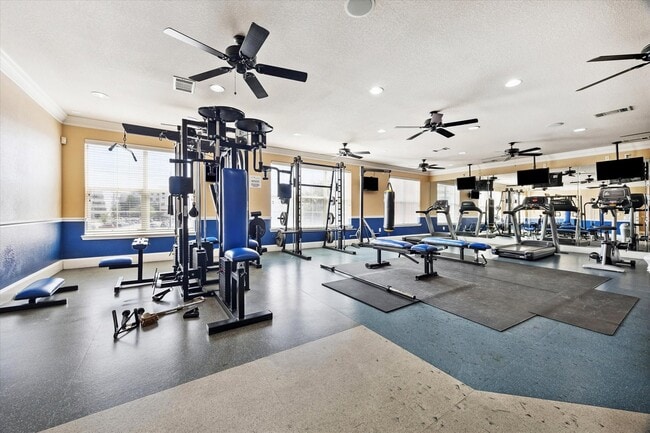 Building Photo - 1711 Old Spanish Trl