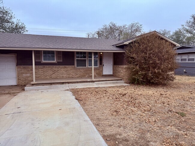 Primary Photo - 4912 41st St