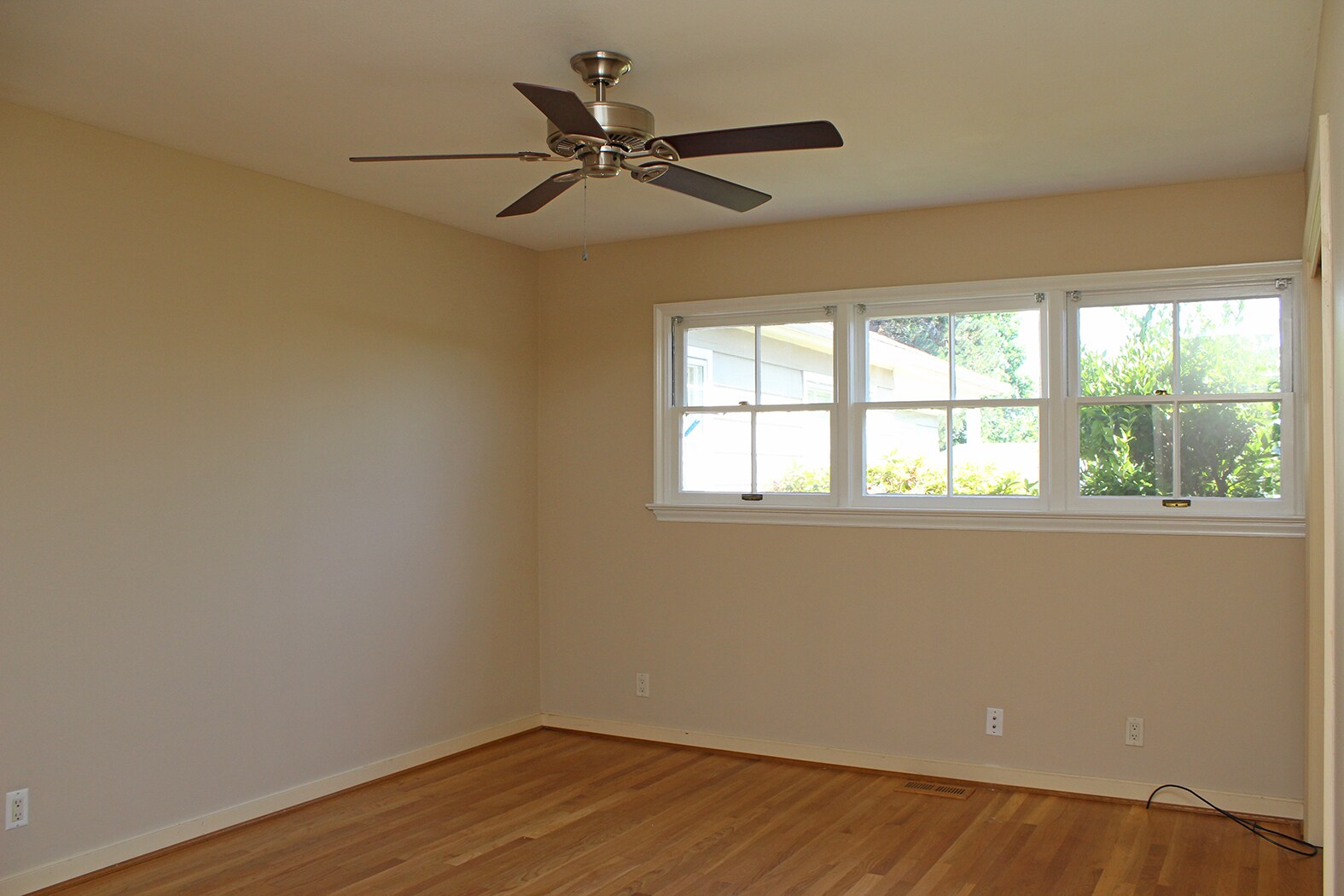 Building Photo - 8025-8027 SW Northvale Wy