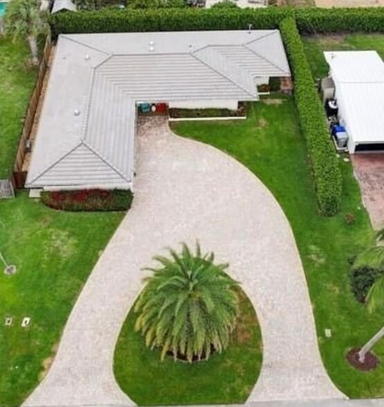 Building Photo - 2625 SE 5th St