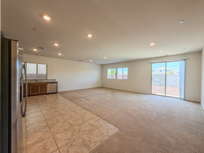 Building Photo - 2048 Ballet Way
