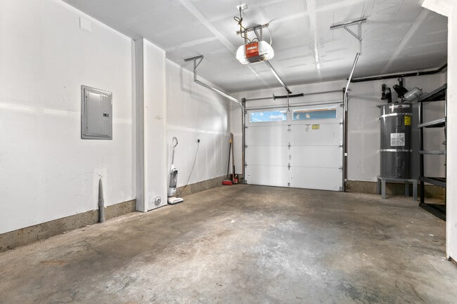 Building Photo - 4244 S Greenbelt Station Dr