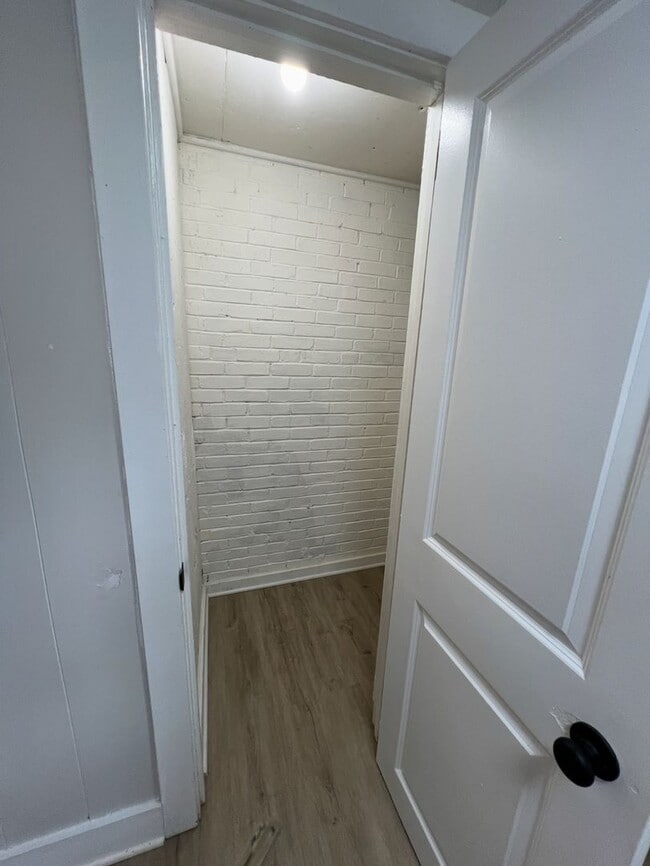 Building Photo - A Rare 5 Bedroom Renovated House Available...