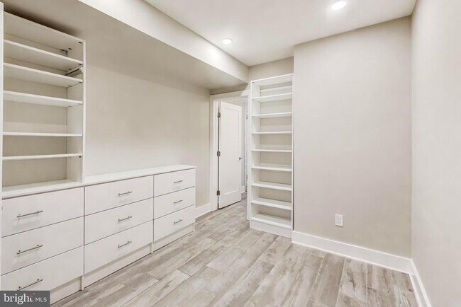 Building Photo - 1444 Harvard St NW