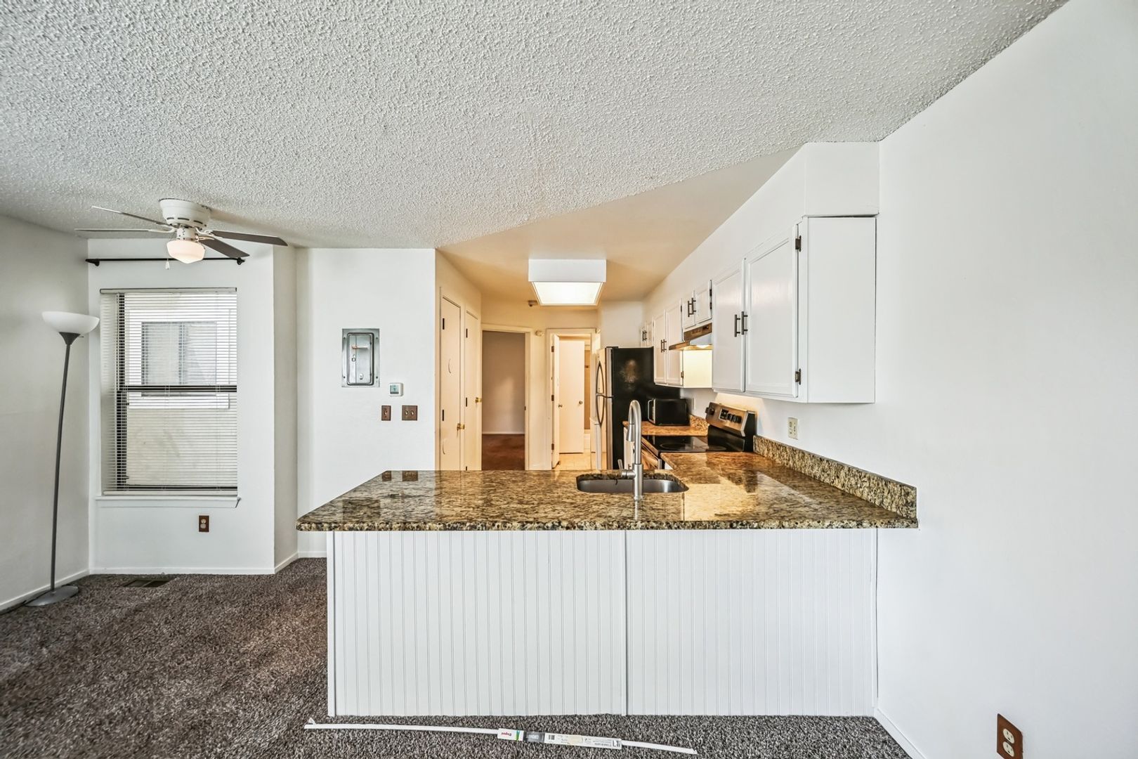 Building Photo - 982 S Dearborn Way