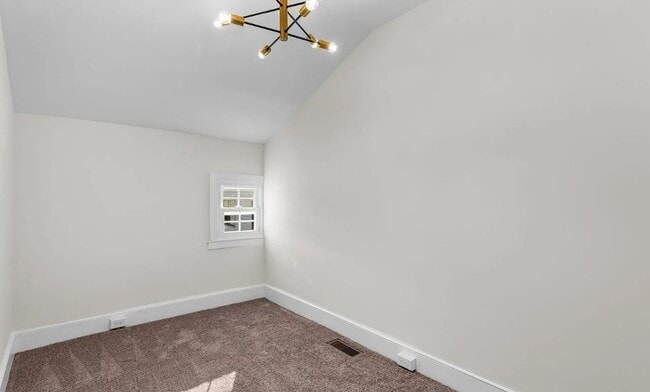 Building Photo - Coming Soon - Modern & Spacious 4 Bedroom,...