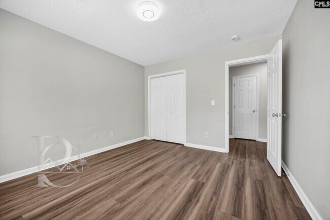 Building Photo - 112 Ivy Garden Ln