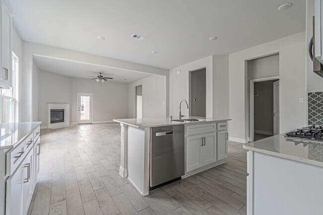 Building Photo - 316 Amenduni Ln