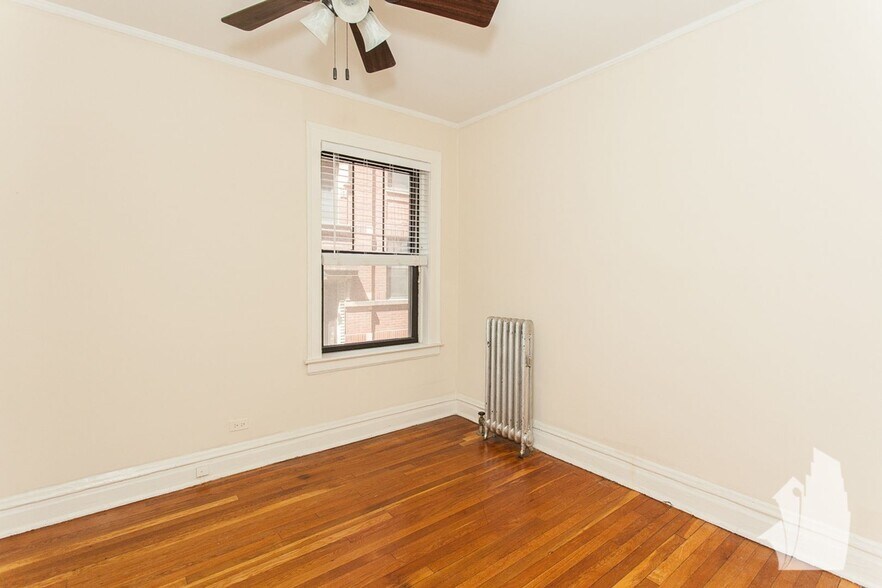 Building Photo - 2172 W Giddings St