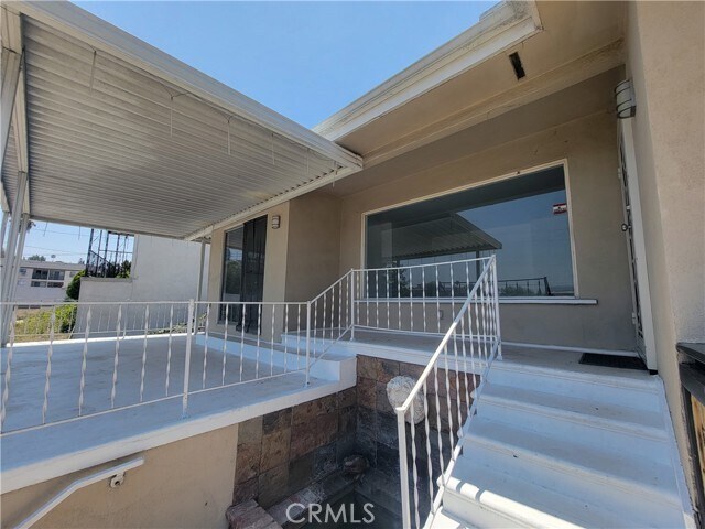 Building Photo - 2511 Florentina Ave