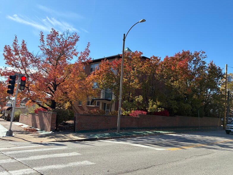 Building Photo - 3303 Watson Rd