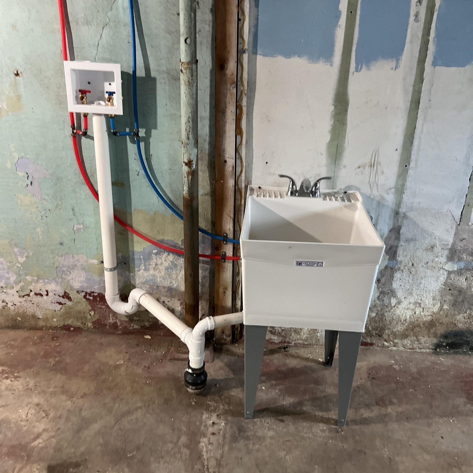 Building Photo - 1239 Herberich Ave