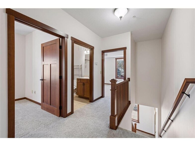 Building Photo - 625 Dayton Ave