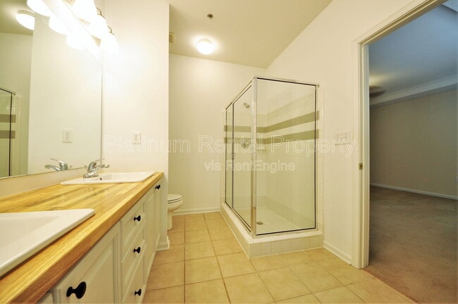 Building Photo - 1032 Whitshire Way