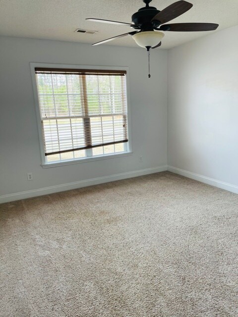 Building Photo - 209 Sea Bisquit Dr
