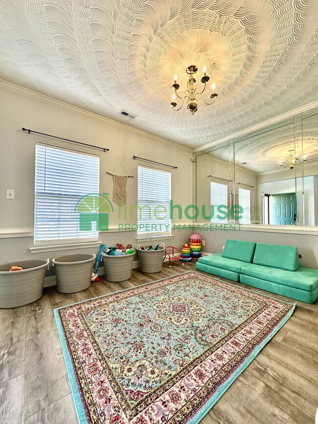 Building Photo - 4413 Valera Ct
