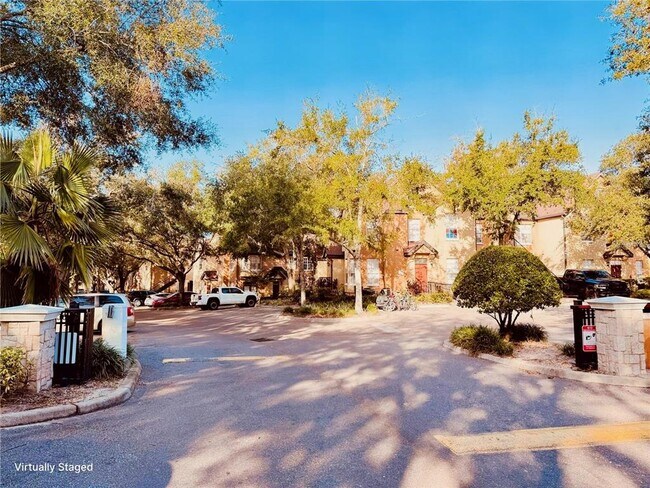 Building Photo - 6408 Raleigh St