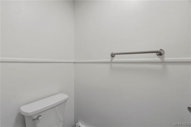 Building Photo - 4 Villa Moraine Dr