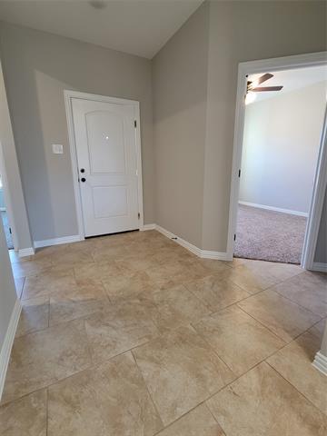 Building Photo - 129 Canales Cir