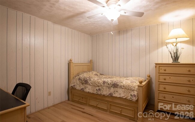 Building Photo - 2038 Toms Creek Rd