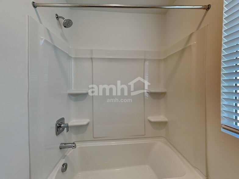 Building Photo - 12630 W Flynn Ln